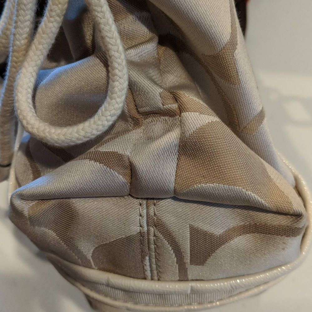 Coach Tote - Picture 3 of 5